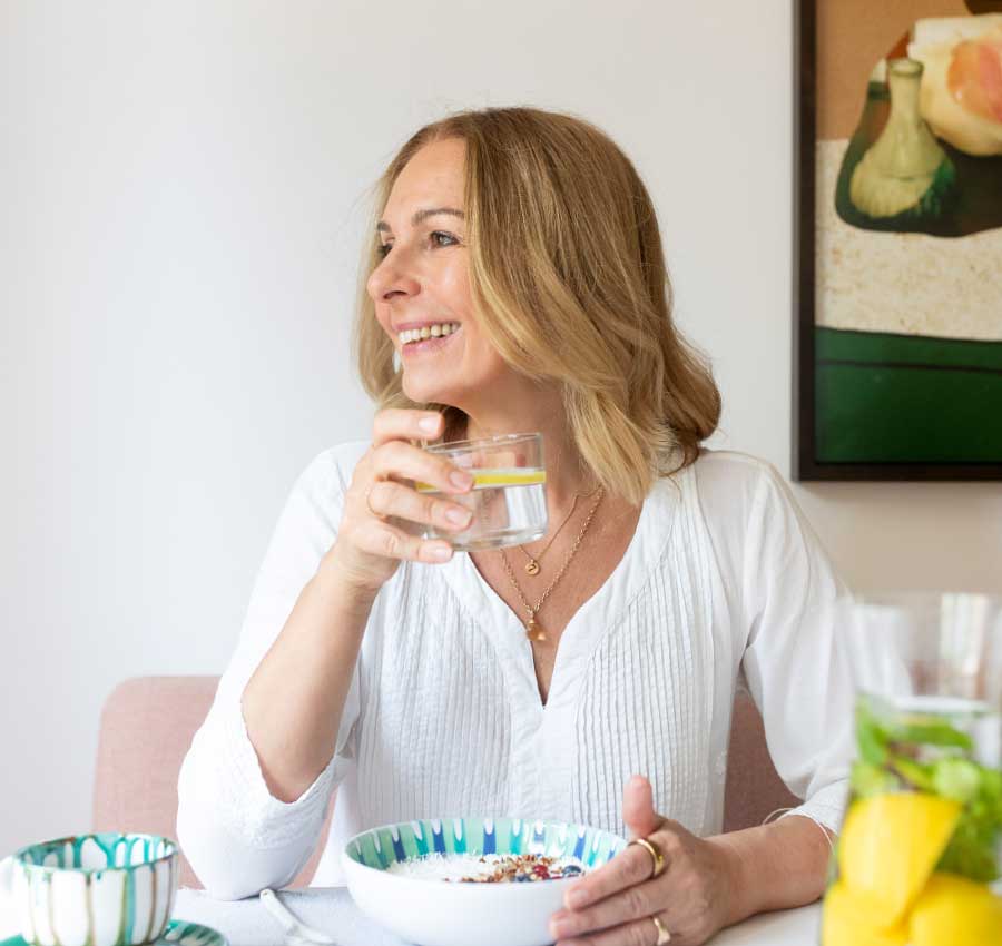 Scheinfasten mit Petra Tödt Petra Tödt leitet Scheinfastenkurse und zeigt, wie einfach die Kur durchzuführen ist.